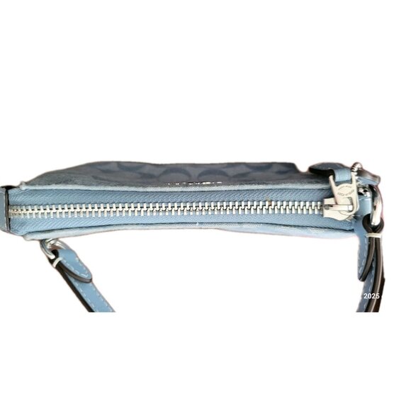 Coach Demin Signature Chambray Nolita SV/Cornflower Multi C1027 - Picture 4 of 7